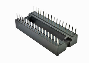 1.778mm Pitch IC Soket DIP Kare Delik Pin Header Konnektör 3A Akım Derecesi