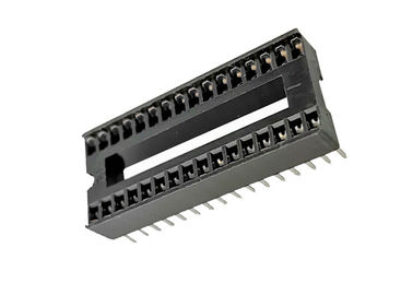 1.778mm Pitch IC Soket DIP Kare Delik Pin Header Konnektör 3A Akım Derecesi