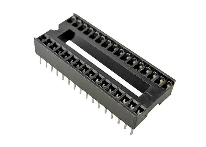 1.778mm Pitch IC Soket DIP Kare Delik Pin Header Konnektör 3A Akım Derecesi